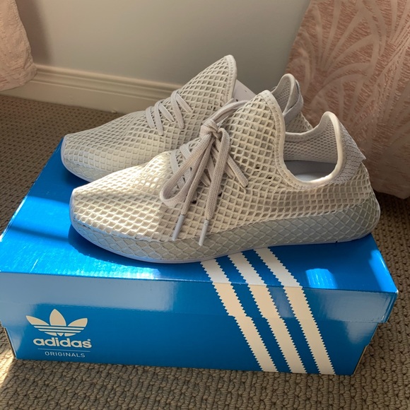 Adidas Deerupt Runner Shoes! Women Size 9 - Picture 5 of 7